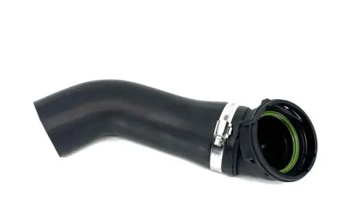 PRZEWÓD INTERCOOLERA BMW X3 E83 2,0D (Z PLASTIKOWYM KOŁNIERZEM) BUGIAD 82811)
