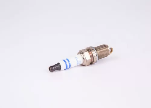 Spark Plug BOSCH 0 242 236 571)