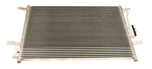 Condensor, airconditioning MAXGEAR AC830109)