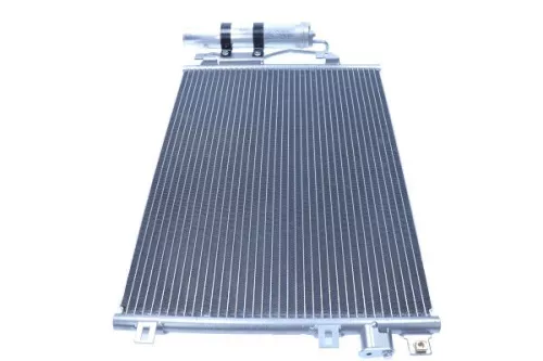 Condensor, airconditioning MAXGEAR AC896925)