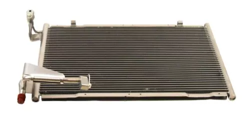 Condensor, airconditioning MAXGEAR AC830133)