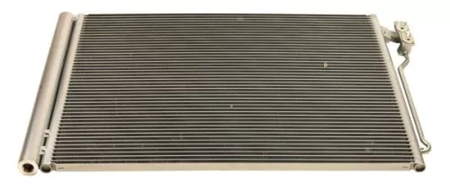 Condensor, airconditioning MAXGEAR AC830270)