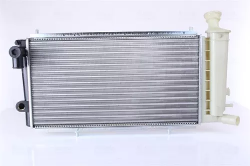Radiator, motorkoeling NISSENS 61357)