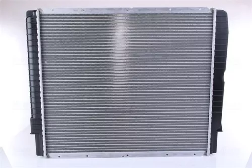 Radiator, engine cooling NISSENS 65523A)