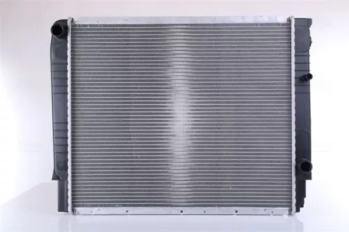 Radiator, motorkoeling NISSENS 65531A)