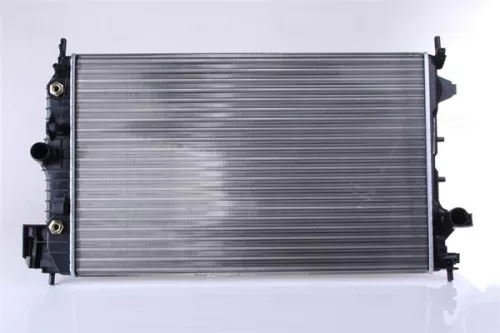 Radiator, motorkoeling NISSENS 63113A)
