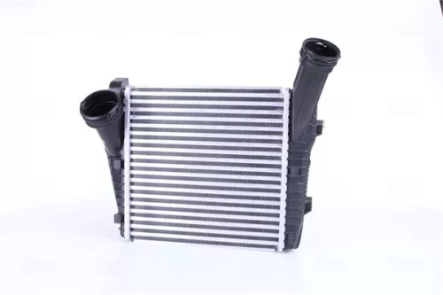 Charge Air Cooler NISSENS 96611)