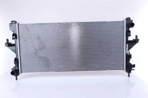 Radiator, motorkoeling NISSENS 617879)