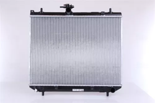 Radiator, motorkoeling NISSENS 617555)