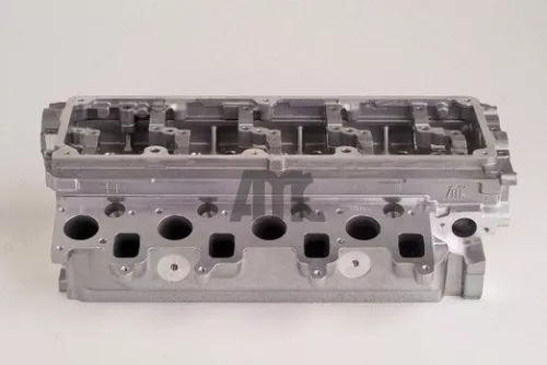 Cylinder Head AMC 908825)