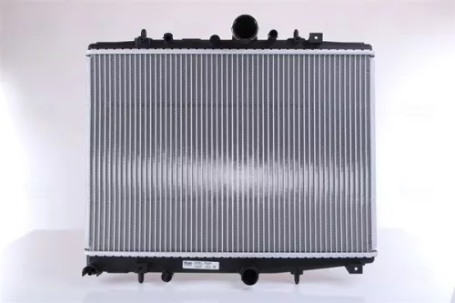 Radiator, motorkoeling NISSENS 63704A)
