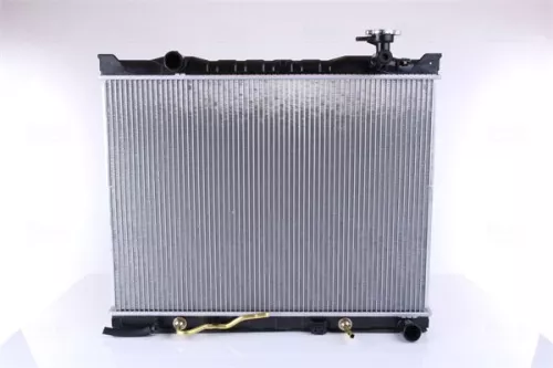 Radiator, motorkoeling NISSENS 66682)